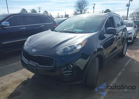2018 Kia Sportage Lx z USA, uszkodzony, nr VIN KNDPMCAC7J7487946